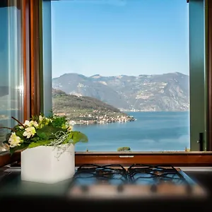 Casa Distone , Sale Marasino Italien